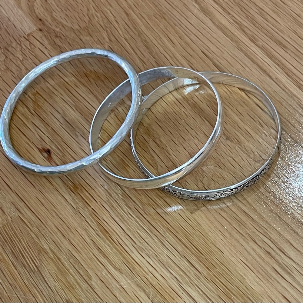 Real silver bangles - Picture 1 of 6